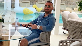 עומר אדם במיקונוס, צילום: אינסטגרם